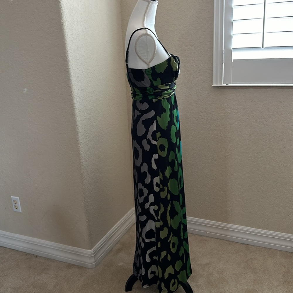 NWT animal print maxi dress size medium - Picture 5 of 9